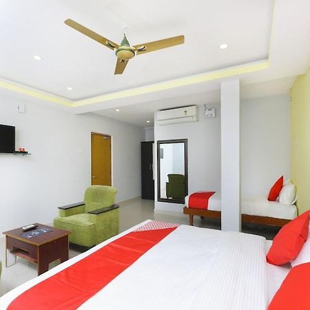 Sai Golden Rooms Tirupati Ngoại thất bức ảnh