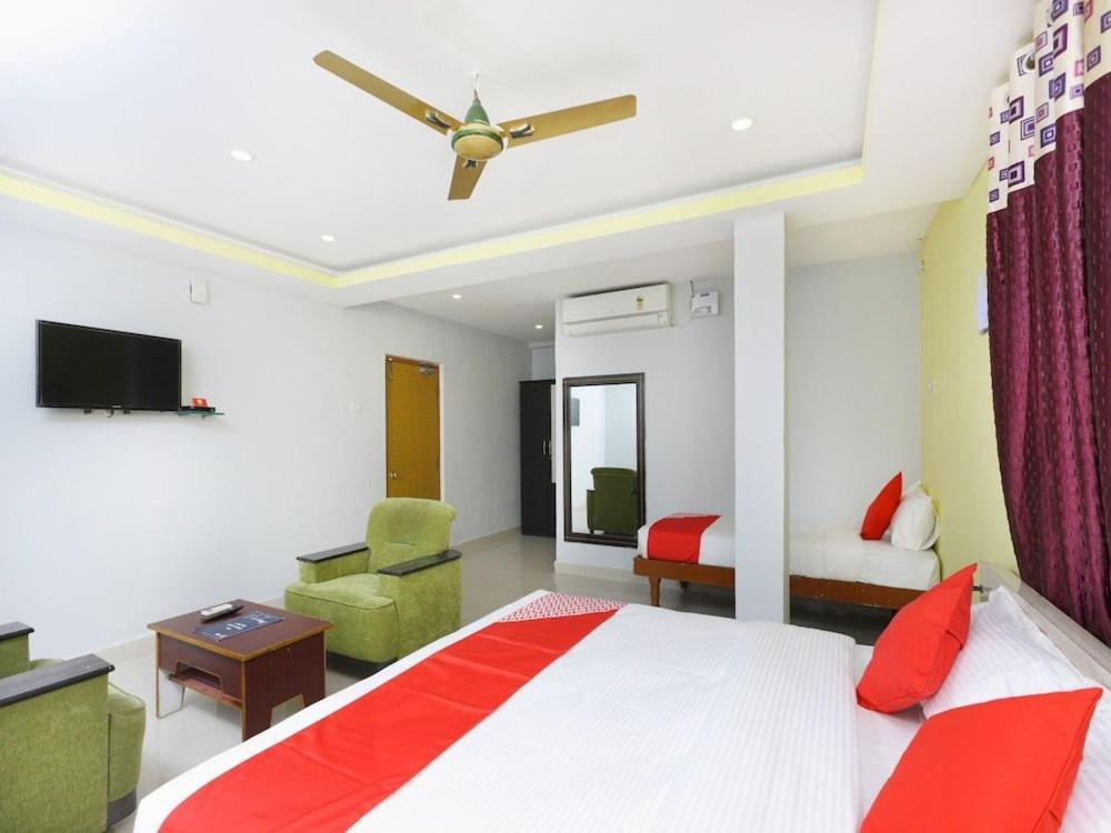 Sai Golden Rooms Tirupati Ngoại thất bức ảnh