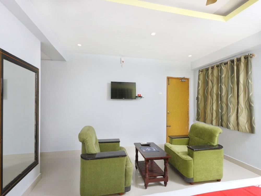 Sai Golden Rooms Tirupati Ngoại thất bức ảnh