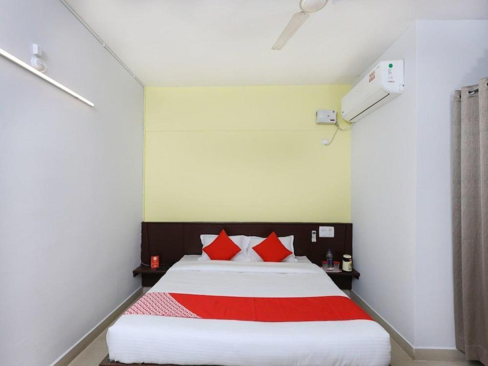 Sai Golden Rooms Tirupati Ngoại thất bức ảnh
