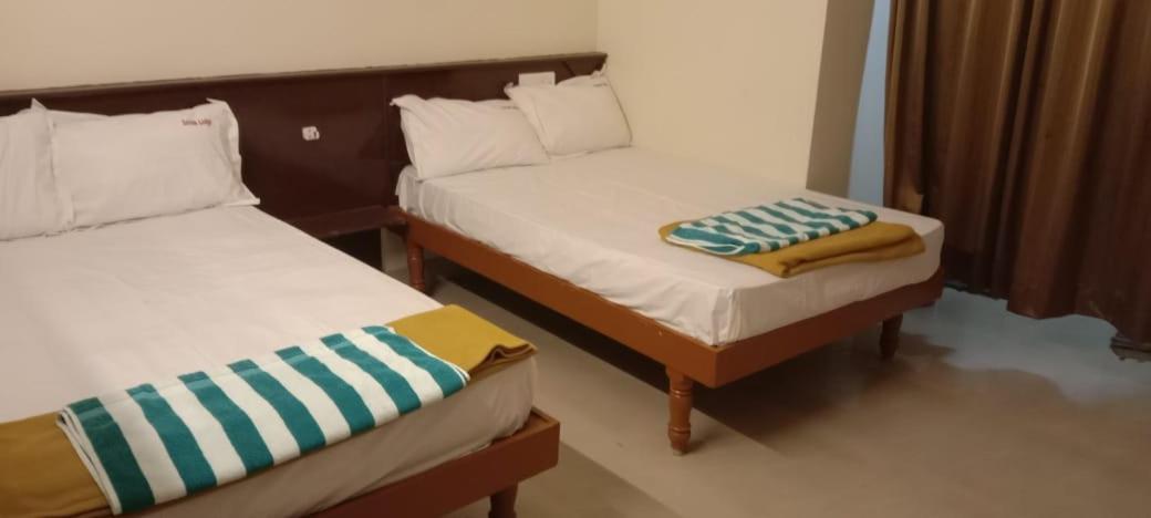 Sai Golden Rooms Tirupati Ngoại thất bức ảnh